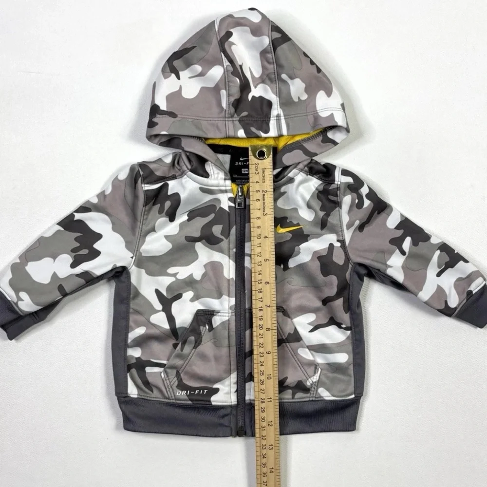 Nike Kids Gray Camo Hoodie - Picture 8 of 11